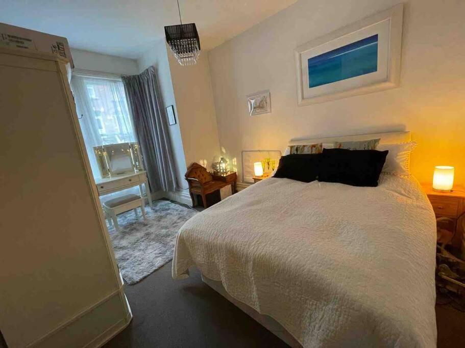 One/Two Bedroom Apartment Close To Sea & Centre Hastings Ngoại thất bức ảnh